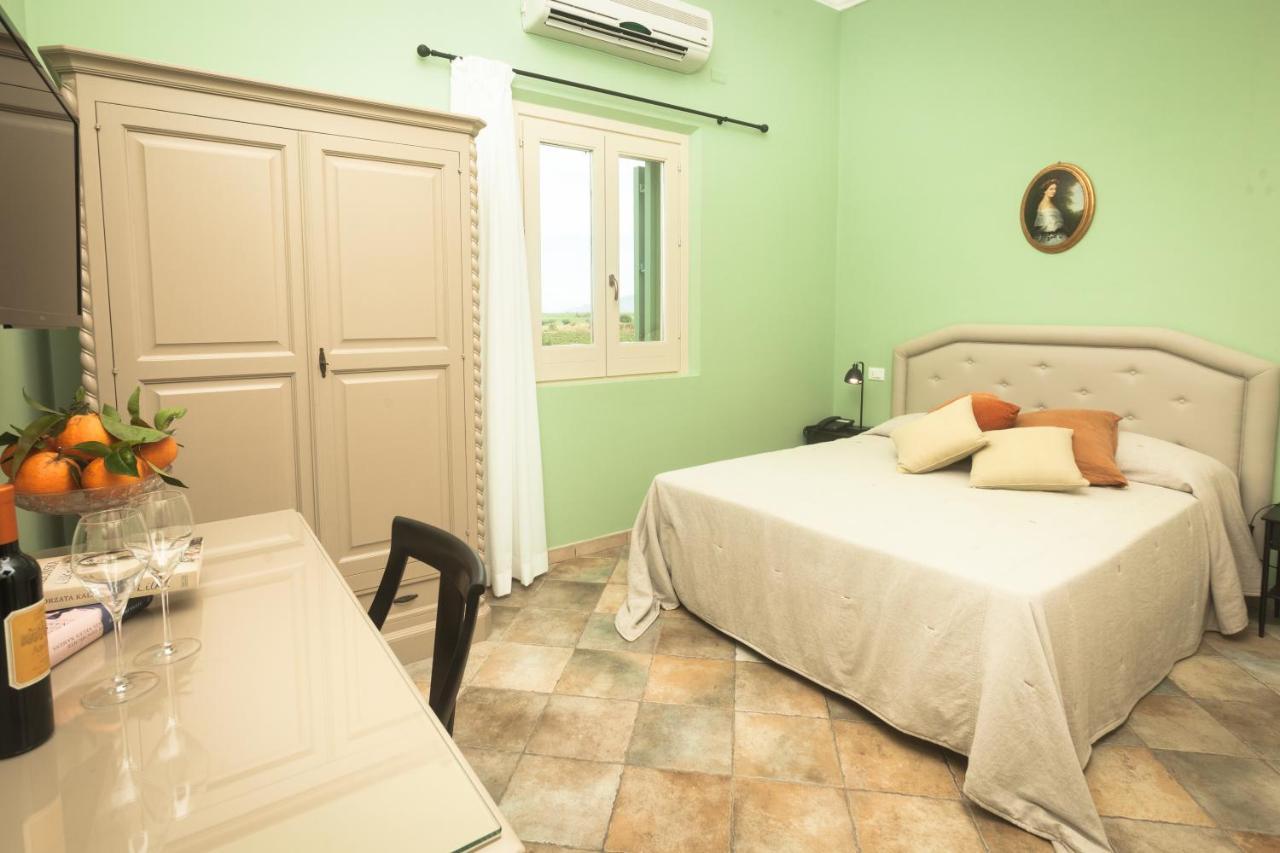 Agriturismo Baglio Donnafranca Wine Resort Марсала Экстерьер фото
